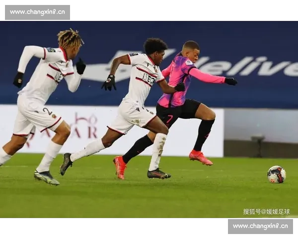 聚焦俄罗斯足球赛事发展与联赛竞争新格局趋势影响观察